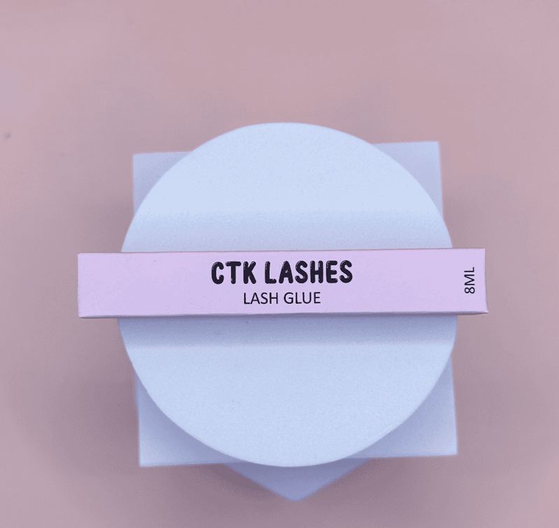 EYELASH ADHESIVE